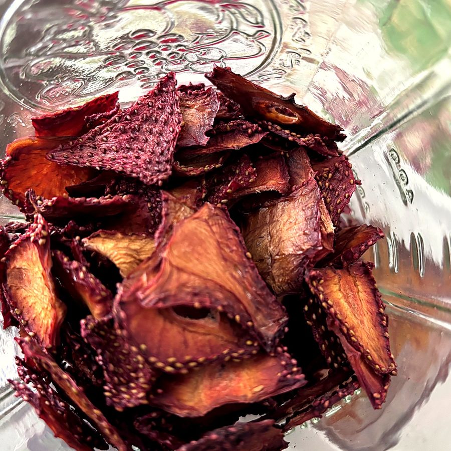 Our dried strawberry slices